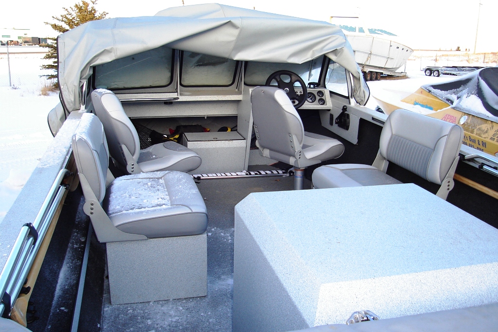2006 white harbourcraft 005r.jpg