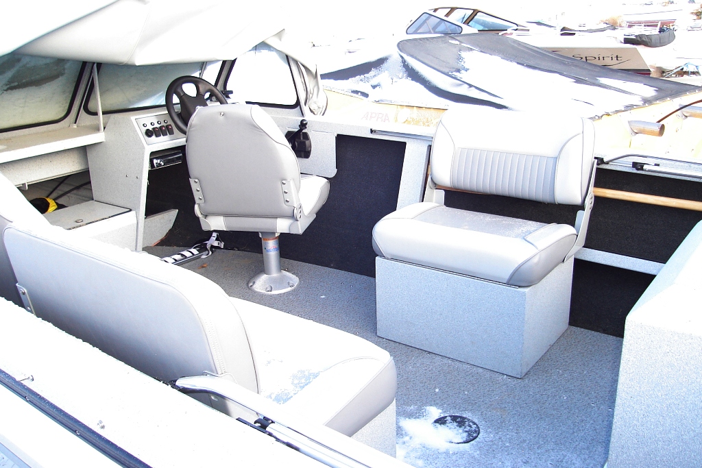 2006 white harbourcraft 006r.jpg