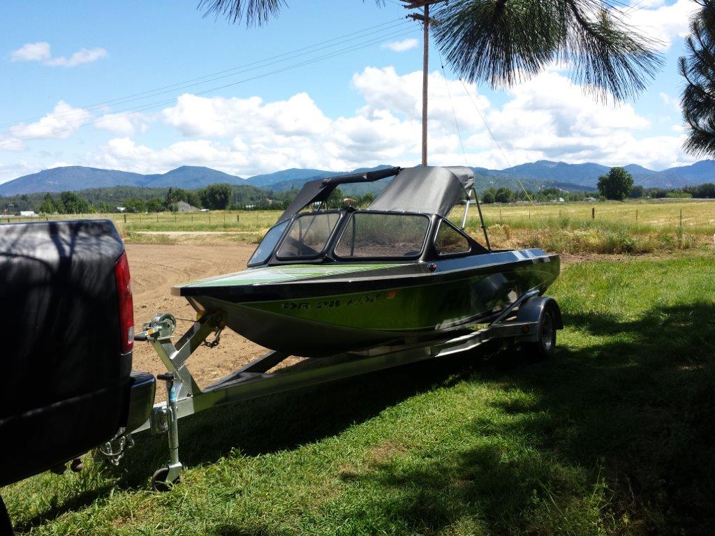 boat1.jpg