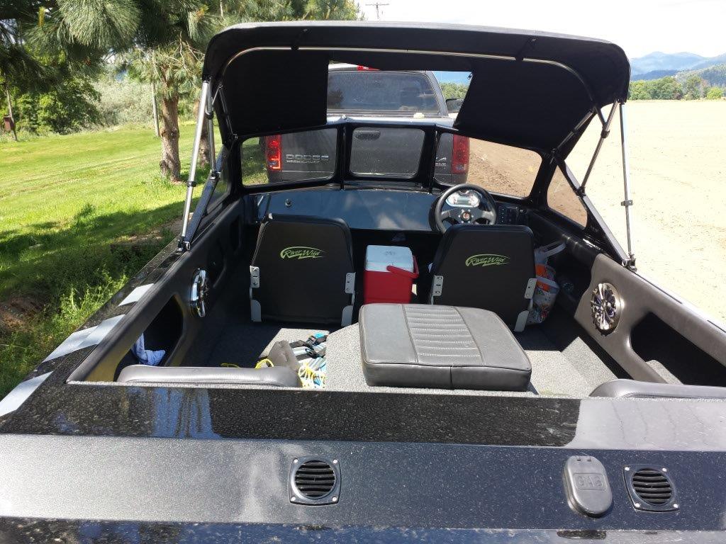 boat2.jpg