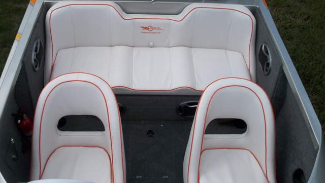 boat3.jpg