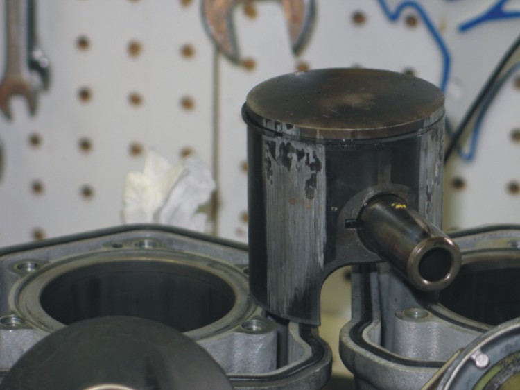 cooked piston.jpg