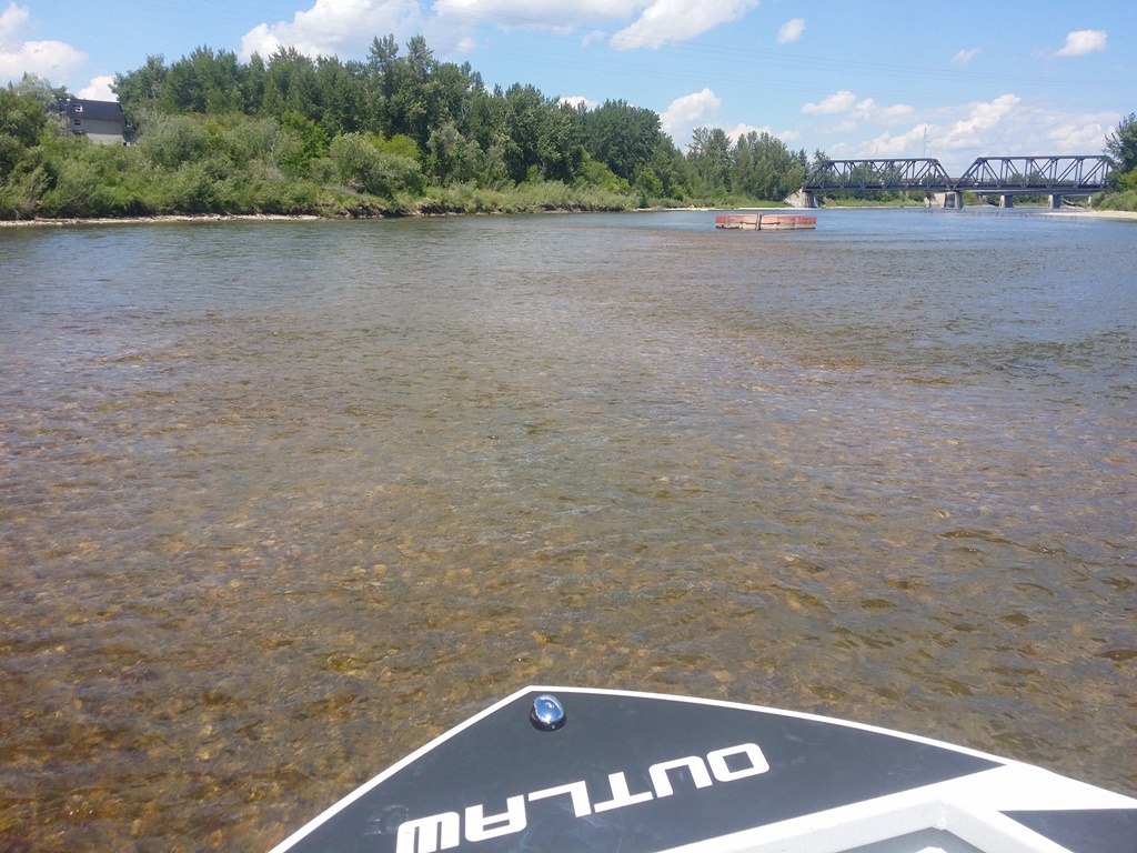 Driving the gravel bar length ways.jpg
