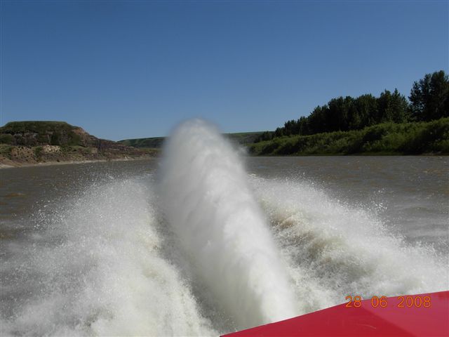 Drumheller boating June 28-08 053.jpg