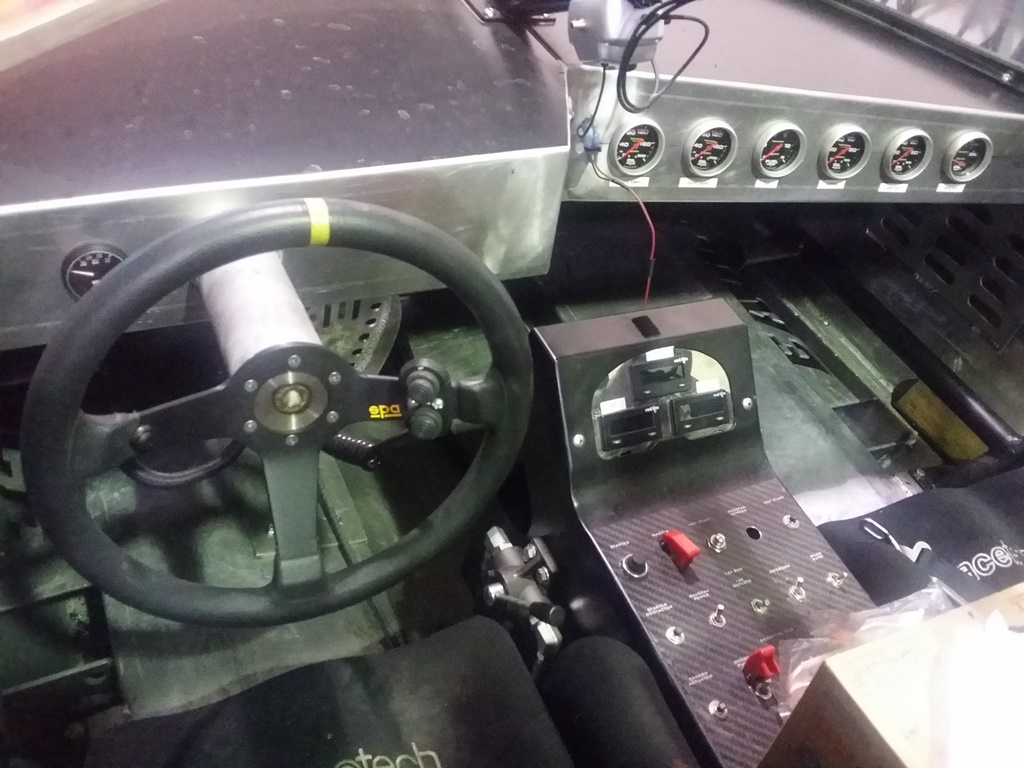 Kiwi turbine boat cockpit.jpg