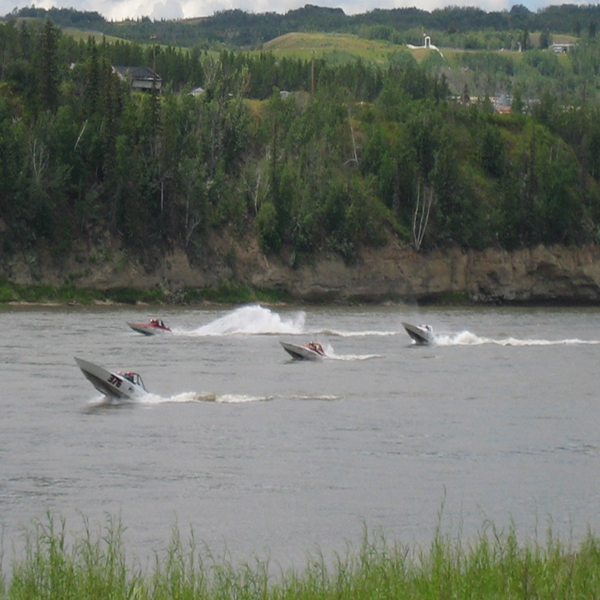 Peace River Boat Races 2005 025,2.jpg